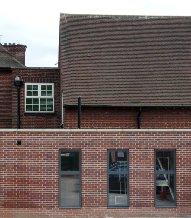 Old & New:
Interface of the completed ancillary accommodation spaces with the existing school building